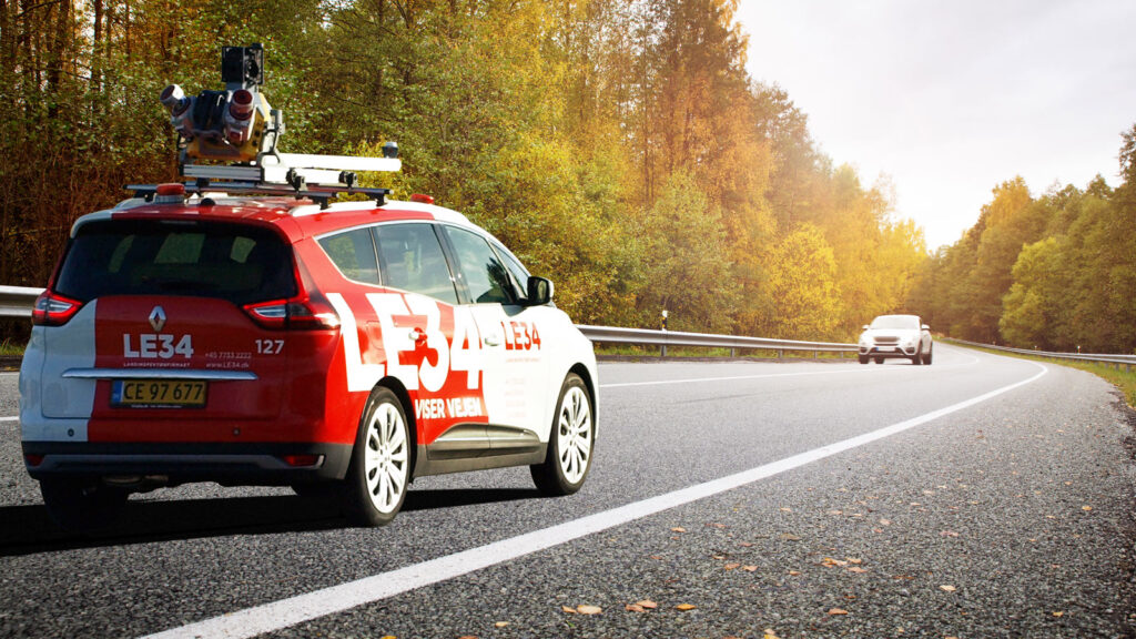 Mobile mapping LE34